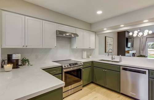Palm Desert Condo | Palm Desert Golf Getaway w/Views + Resort Perks