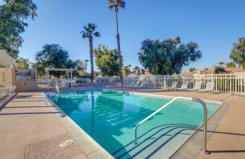 Palm Desert Apartment | Palm Desert Resort Home: Outdoor Dining w/Views