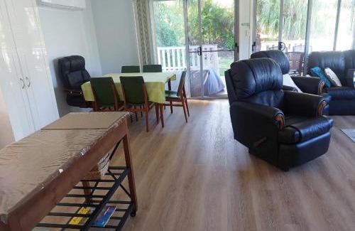 Agnes Water House | Palm Grove Holiday Home