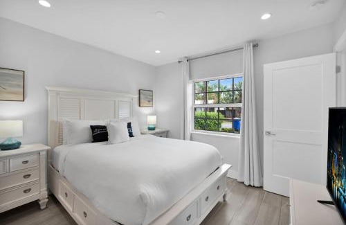 Poinsettia Heights House | Palm Haven