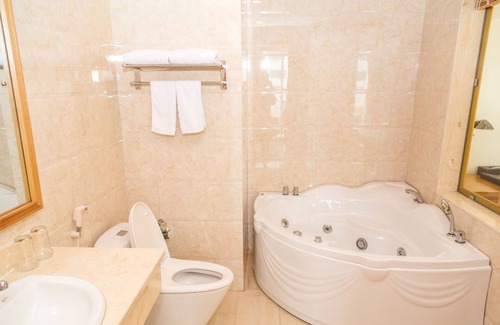 Khu bao ton Thien nhien Pu Luong Hotel | Palm Hotel Thanh Hoa