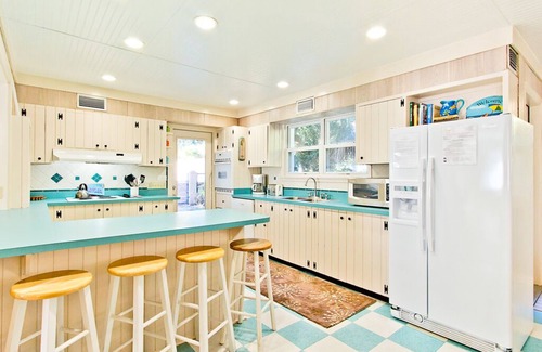 Tybee Island House | Palm Palm Cottage | Large Home, Private Pool!