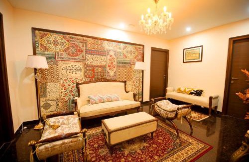 Pink City Hotel | Palm Residences and Suites