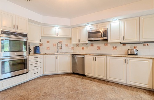 Palm River Estates House | Palm River Estate: Large Home w/;private pool and outdoor entertaining space overlooking river