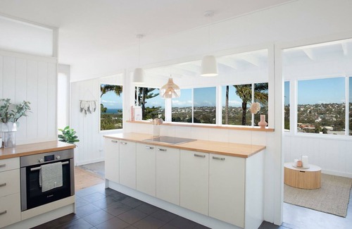 Collaroy Plateau House | Palm Springs in Collaroy IH