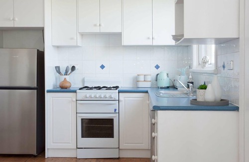 Collaroy Plateau House | Palm Springs in Collaroy IH