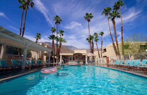 Little Tuscany Condo | Palm Springs Two Bedroom Condo located near Old Las Palmas