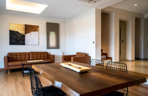 Marmari Villa | Palm Tree Beach Villa