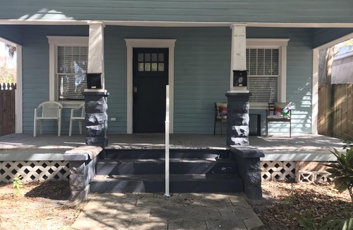 Historic Uptown House | Palm Tree Inn -Spacious Private Home