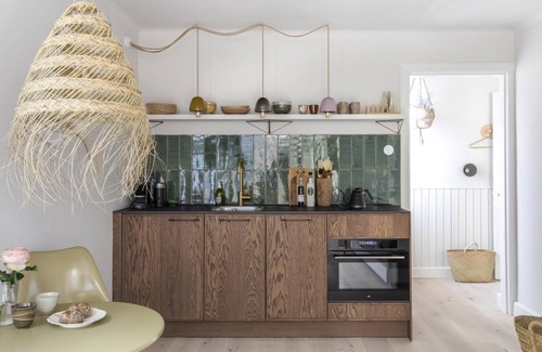 Bergen Apartment | Palm Tree - One Bedroom Apartment, Sleeps 2