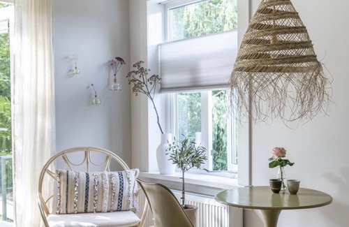 Bergen Apartment | Palm Tree - One Bedroom Apartment, Sleeps 2