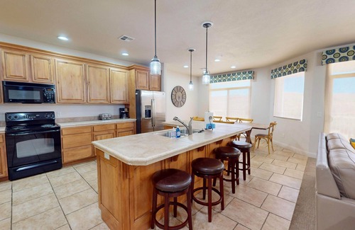 St. George Condo | Palm Tree Paradise. Pools, Waterslides, & More!
