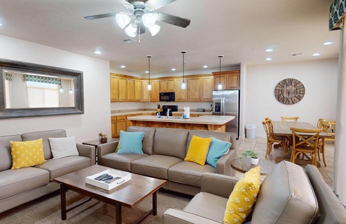 St. George Condo | Palm Tree Paradise. Pools, Waterslides, & More!