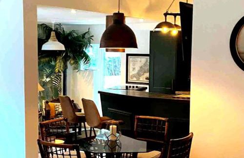 St Austell Apartment | Palm View Luxury Botanical Themed apartment with sauna
