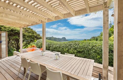 Palm Beach House | Palm Views - Stay Waiheke