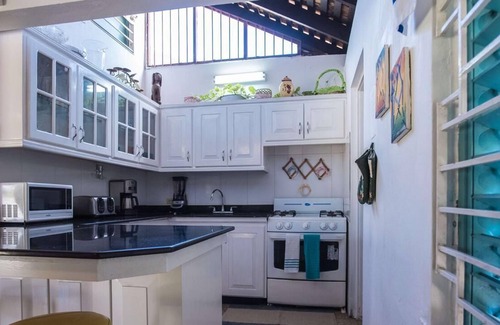 Silver Sands Cottage | Palm Villa - Duncans Bay, Trelawny - The perfect getway.
