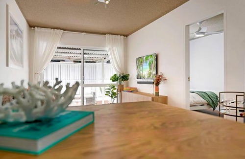 Miami Apartment | PALMA - Couples Beach Shack!