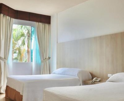 Quevedo Hotel | Palmar Del Sol Hotel
