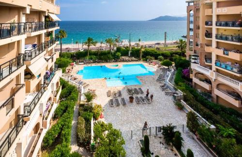 Cannes La Bocca Apartment | Palme d'or