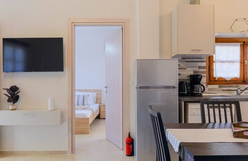 Pefkochori Apartment | Palmera Apartment by RentalsPro - Pefkohori