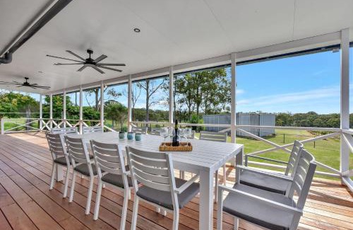 Pokolbin House | Palmers Lane On Vineyard 5br Homestead with Pool