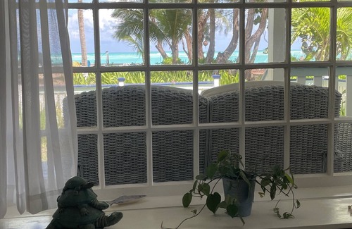 Spanish Wells Cottage | Palmetto cottage on the beach with perfect views.