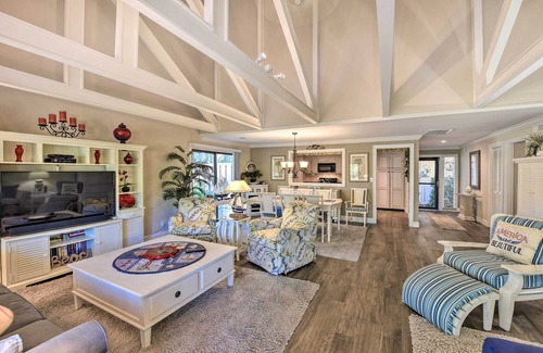 Palmetto Dunes Villa | Palmetto Dunes Villa w/Deck & Lagoon Views!