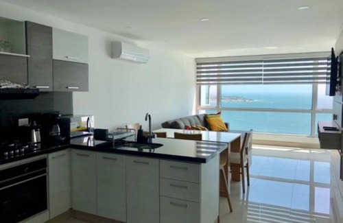 El Laguito Apartment | Palmetto Sunset Cartagena building, beautiful apartment in front of the sea.