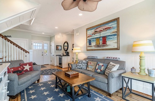 Murrells Inlet House | Palmettos & Sunshine: Oceanfront Luxury w/Pool, Hot Tub, & Stunning Views