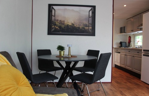Lanaken Ski Chalet | Palmocolodge Lodge - Jocomo Parc a nice family campground with many facilities
