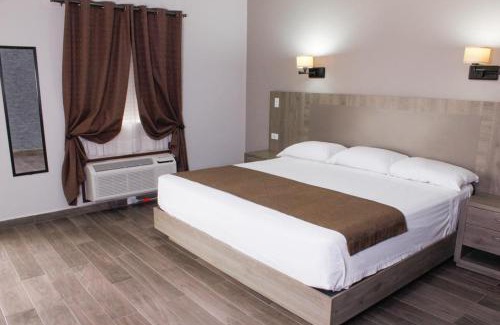 Acuna Hotel | Palms Hotel