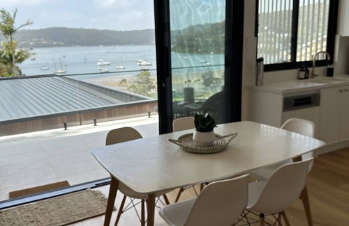 Pretty Beach Central Coast Villa | Palms Villa at Pretty Beach.