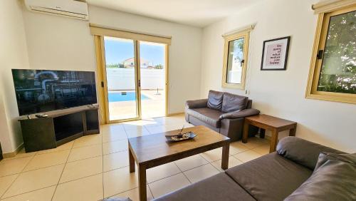 Pernera Villa | Palmvibes Villa