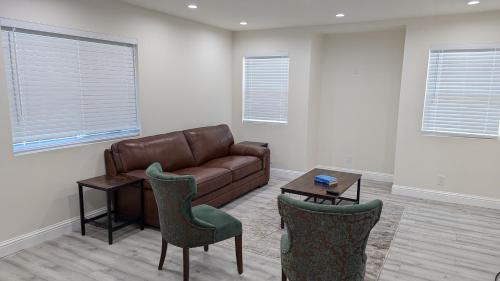 Palo Alto House | Palo Alto Master with private bathroom ,queen bed near Stanford