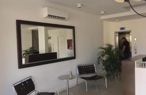 Aidy Grill Apartment | Pampas Residence