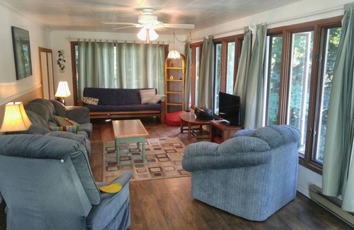 Port Albert Cottage | Pams 2 bedroom Cottage