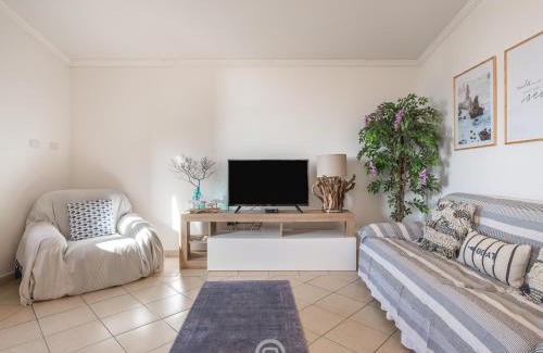 Nebida Apartment | Pan Home