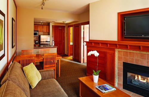 Whistler Village Hotel | Pan Pacific Whistler Mountainside