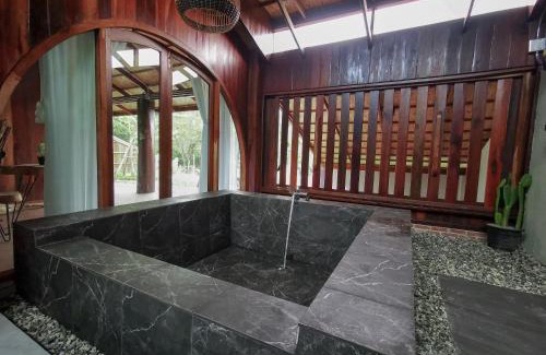 Mae Pong Hotel | Pan's farm แบ่งปันฟาร์ม