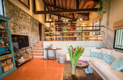 Tocumen Villa | Pan029 - Beautiful house with pool and view over Panama City