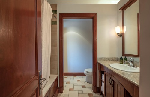 Mont-Tremblant House | Panache 764 | On Slopes | Hot tub