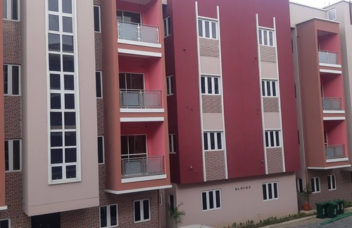 Ojodu Apartment | Panama Apartments."use it like you own it"