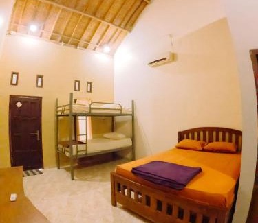 Sumberagung Bed & Breakfast | Pandan Arum Surf Camp