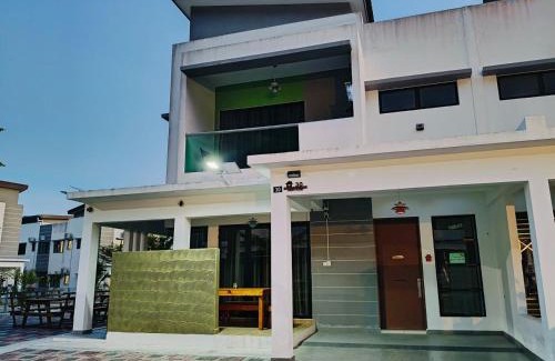 Pangkor Island Apartment | Pangkor L30 88 Corner villa House