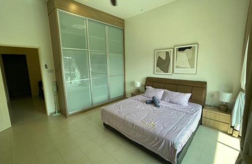 Pangkor Island House | Pangkor Villa 16 Homestay 4Rooms 3Bathroom Free WIFI & Karaoke