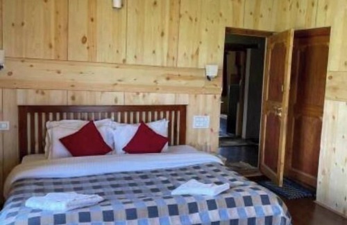 Man Hotel | Pangong House Boutique Stay