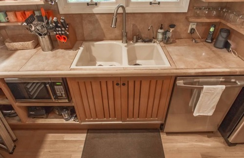 Maunaloa Condo | PANIOLO HALE'S LUXURY OFFERING! ONE OF THE BEST!
