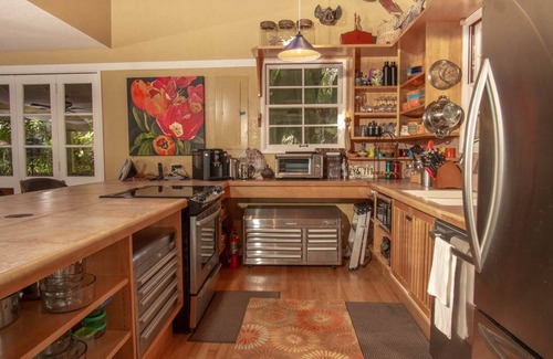 Maunaloa Condo | PANIOLO HALE'S LUXURY OFFERING! ONE OF THE BEST!