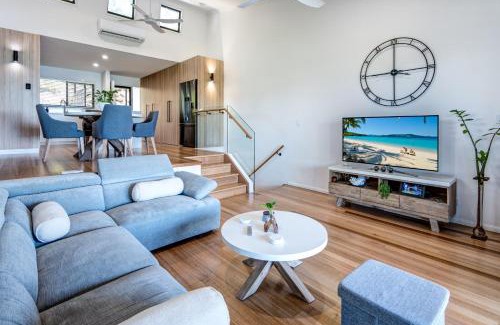 Hamilton Island Apartment | Panorama 4 & Free Buggy - Hamilton Island