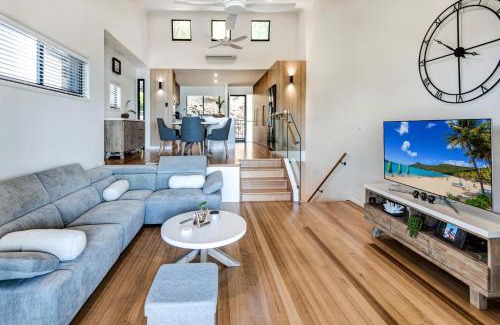 Hamilton Island Apartment | Panorama 4 & Free Buggy - Hamilton Island
